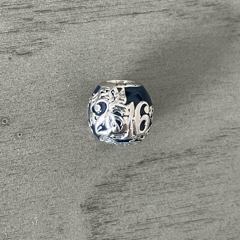 Authentic Pandora Disney 2016 Charm